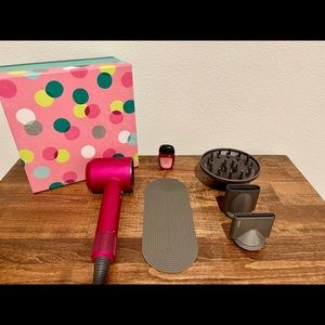 SOLD Dyson Supersonic Hairdryer Fuchsia